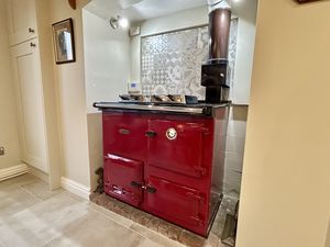 Breakfast Kitchen Aga- click for photo gallery